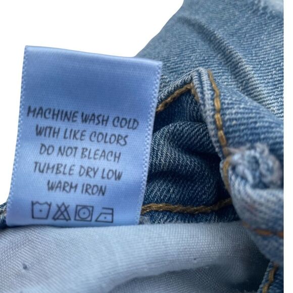 Levi’s Jean Shorts Cut OffsRed White Blue American Flag Button Fly Relaxed 8 - Picture 8 of 8